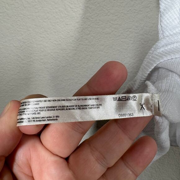 Free People Intimately Womens Size Medium Dani Tank Top White V Neck Sleeveless - Picture 8 of 8